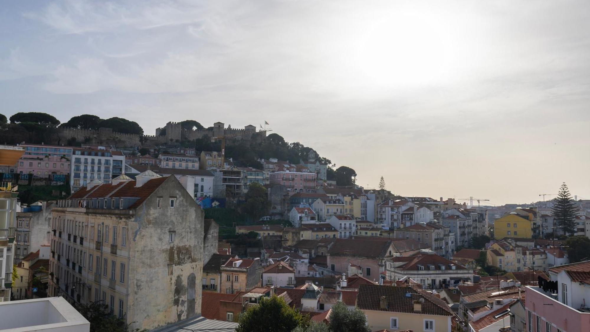 Vintage With Castle View Apartment By Lovelystay Lisbon Exterior photo